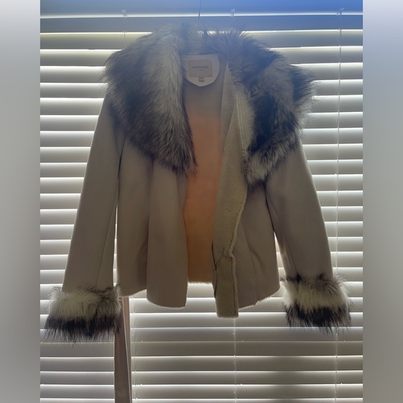 Jackets & Blazers - High quality faux fur coat